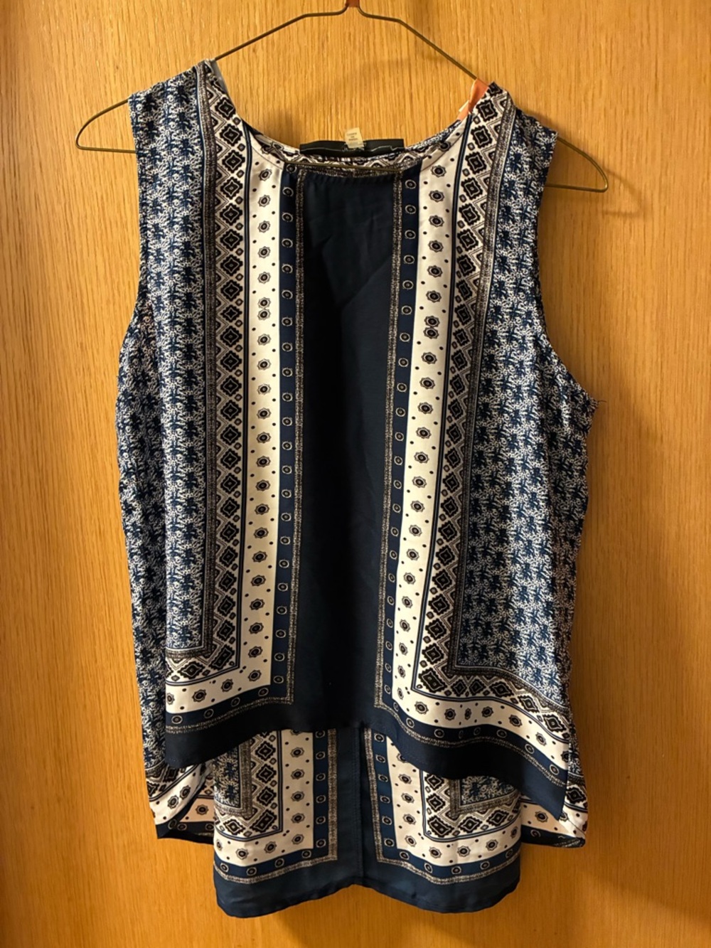 Women's Navy & White Sleeveless Printed Tank Top